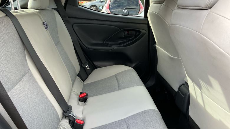 Toyota Yaris 1.5 Hybrid Excel 5dr CVT Hybrid Hatchback